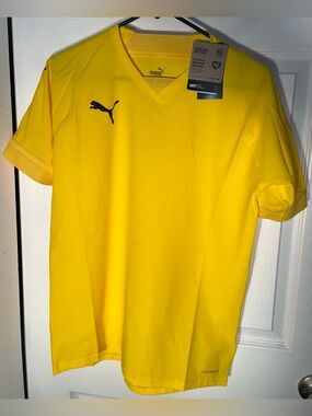 $60 Puma Men’s TeamFinal 24 Jersey in Cyber Yellow NWT Size XL
